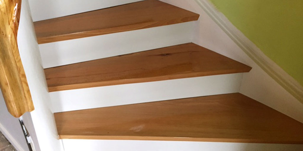sanierte Treppe