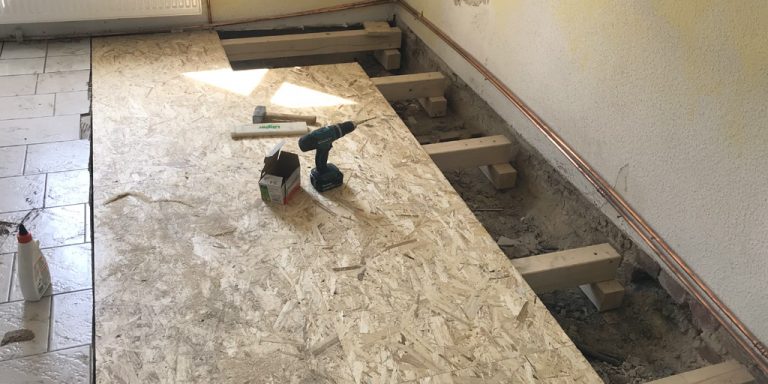 Laminat auf Fliesen verlegen – 3 Tipps vom Profi | Parkett Remel