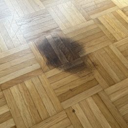 Schwarze Flecken Parkett Entfernen